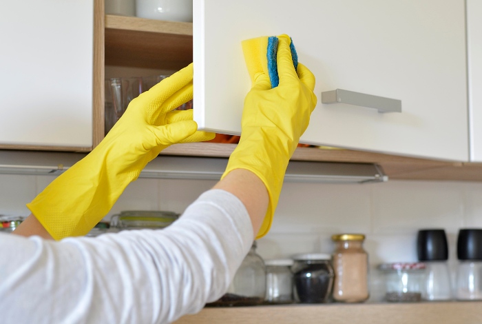 Cleaning Cabinets in Phoenix, AZ